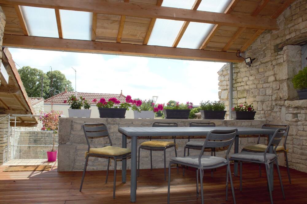 Photo of Patio Balcony in La Villedieu