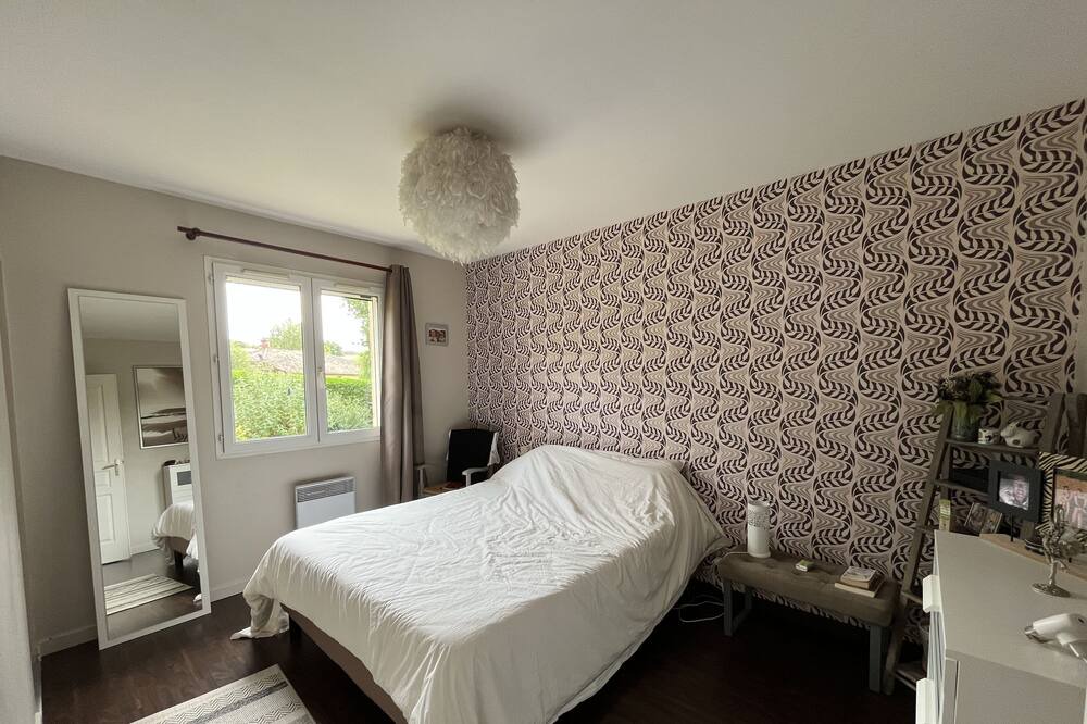 Photo of Bedroom in Leojac