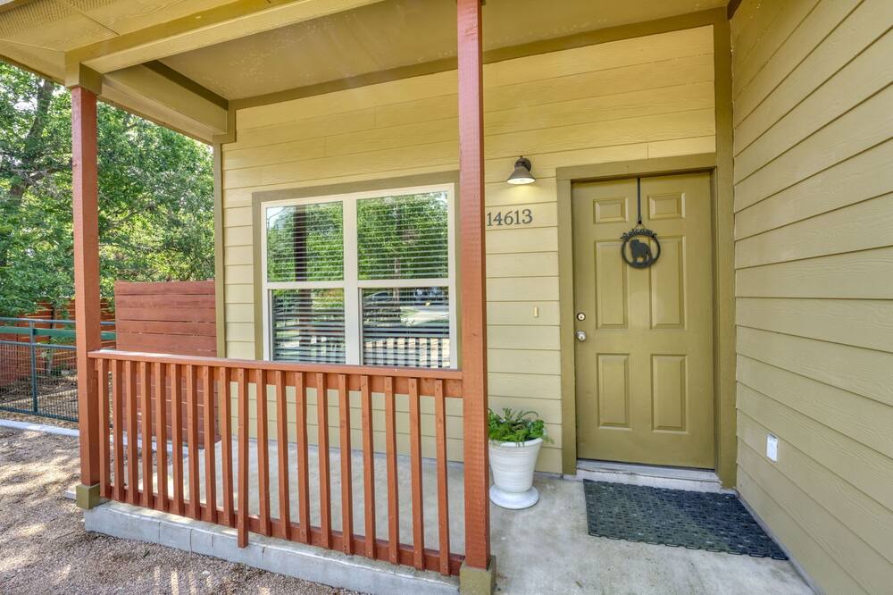 Photo of Outdoor in Apache Shores