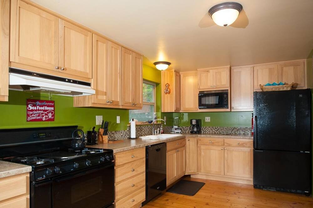 Photo of Kitchen in Yachats