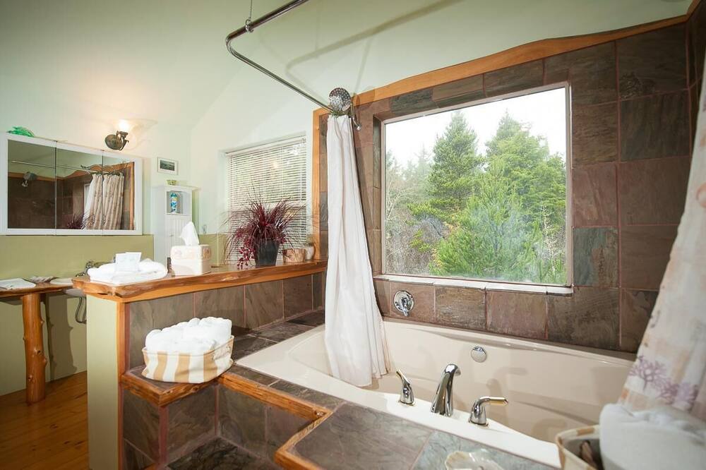 Photo of Bathroom in Yachats
