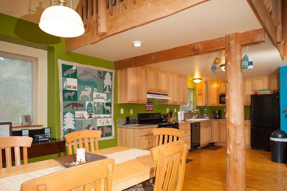 Photo of Kitchen in Yachats