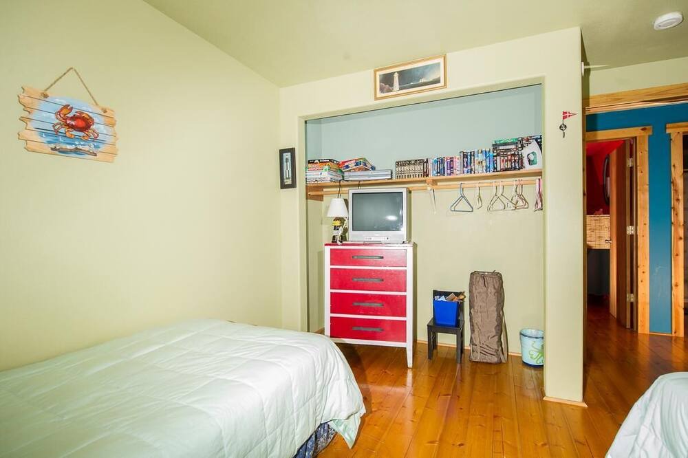Photo of Bedroom in Yachats