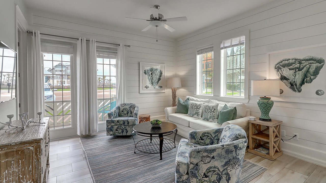 Photo of Others in Cinnamon Shore