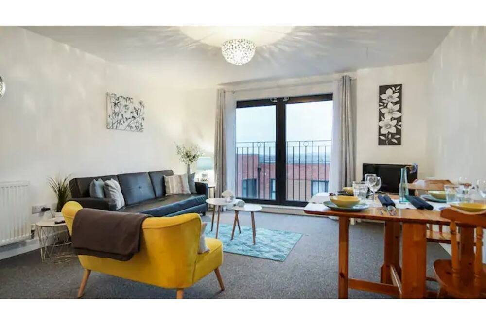 Photo of Livingroom in George Green