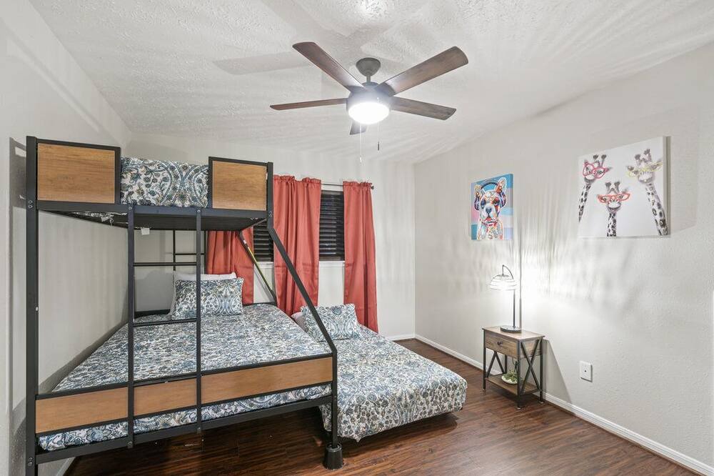 Photo of Bedroom in Highlands