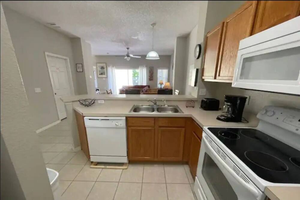Photo of Kitchen in Lake Berkley