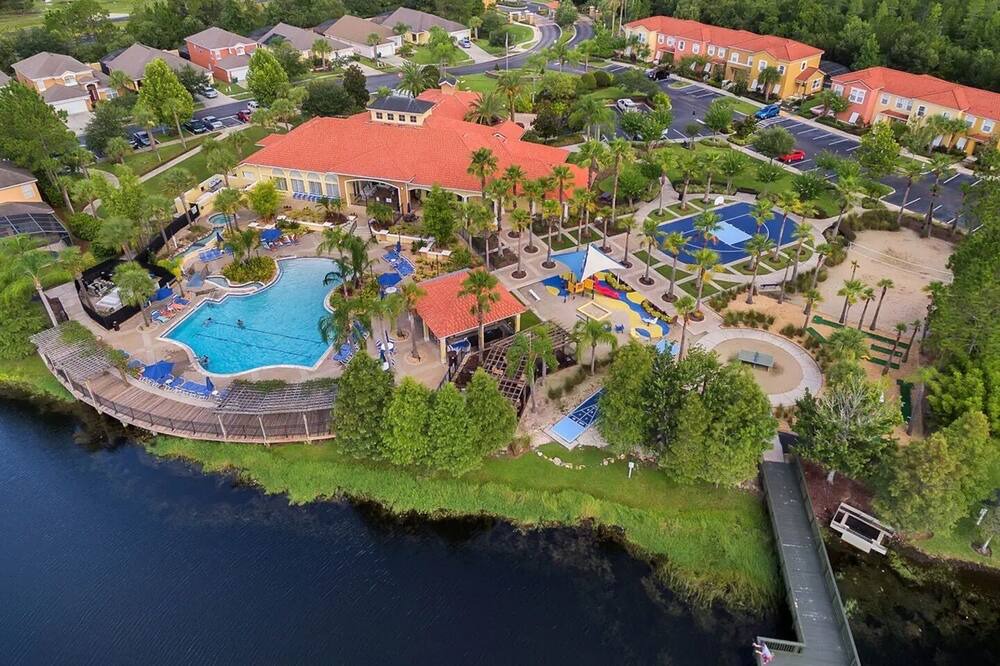 Photo of Outdoor in Lake Berkley