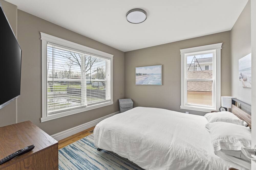Photo of Bedroom in Amherstburg