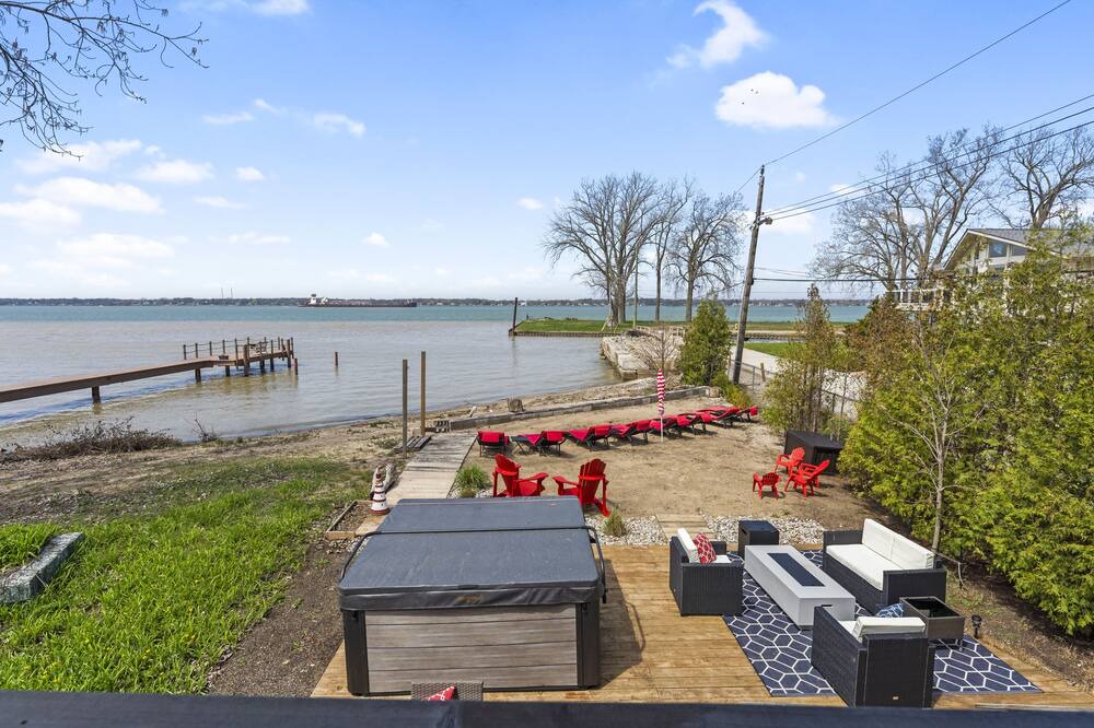 Photo of Patio Balcony in Amherstburg