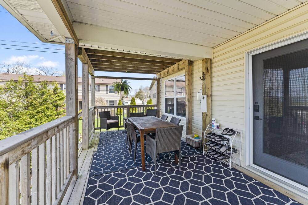 Photo of Patio Balcony in Amherstburg