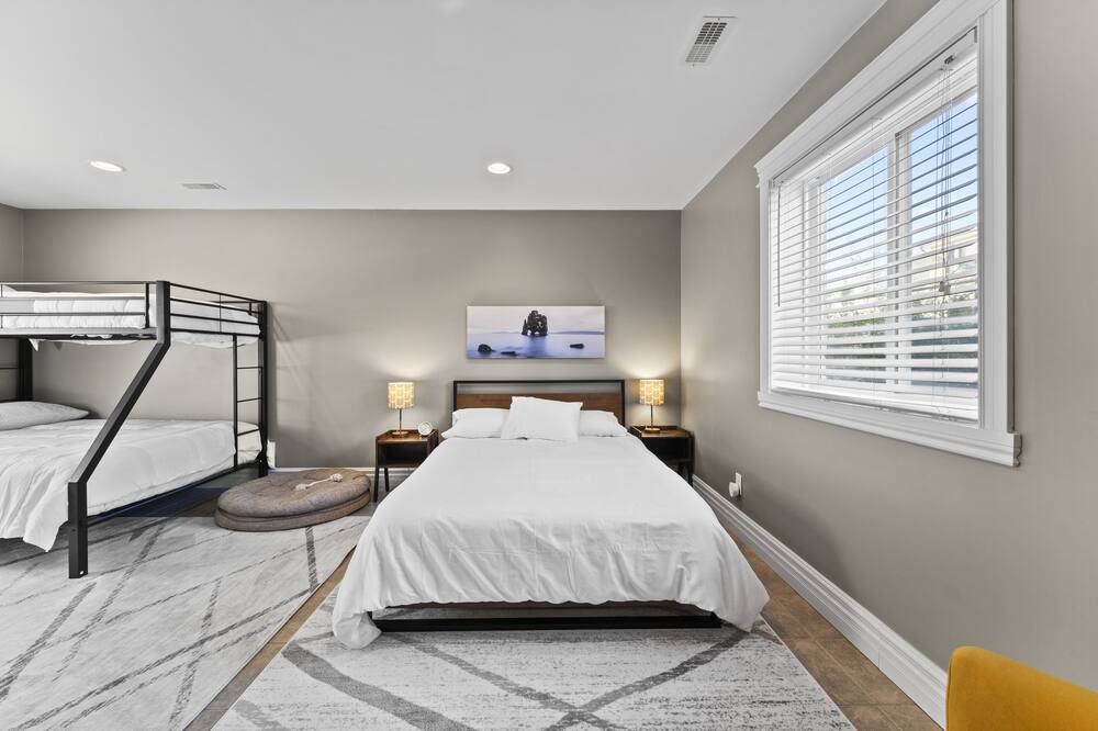 Photo of Bedroom in Amherstburg