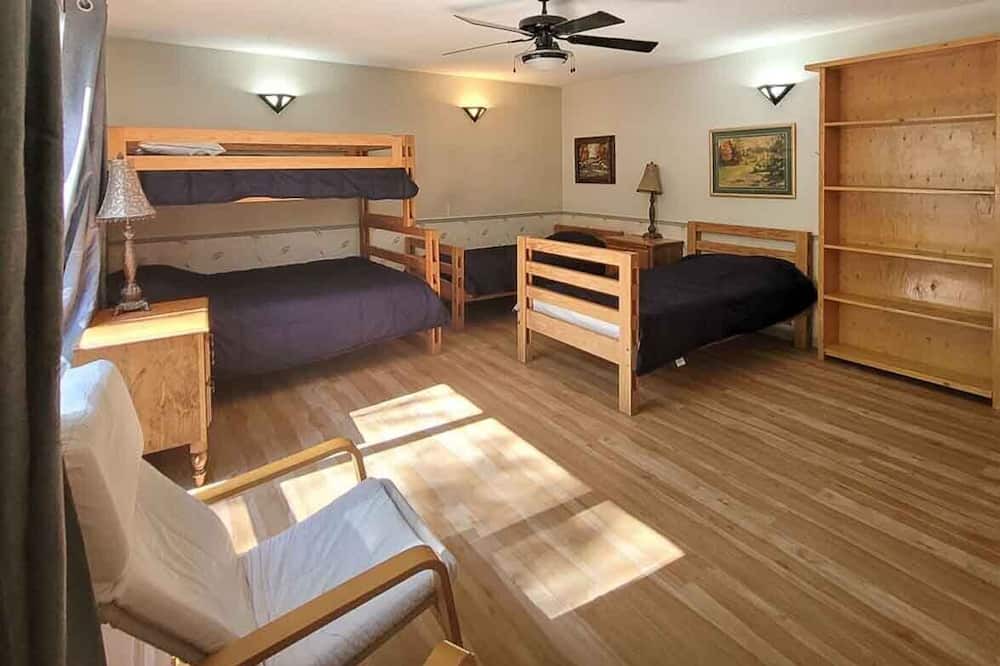 Photo of Bedroom in Cloyne