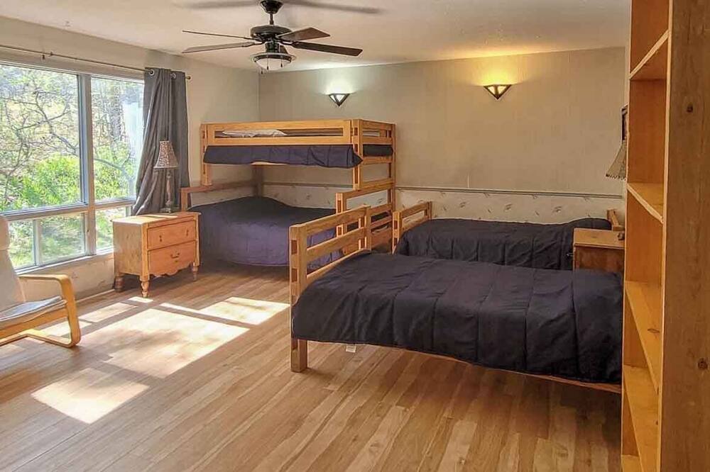 Photo of Bedroom in Cloyne