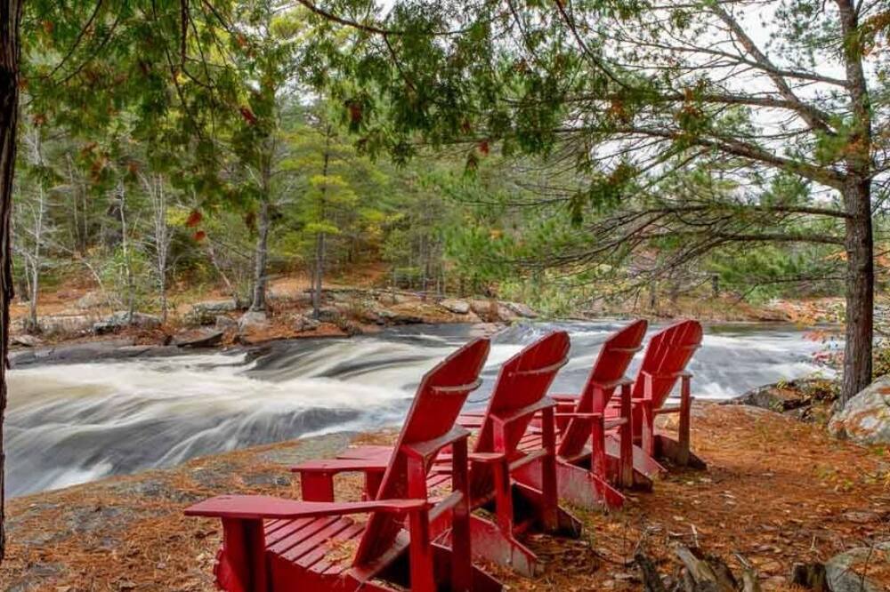 Photo of Outdoor in Kinmount