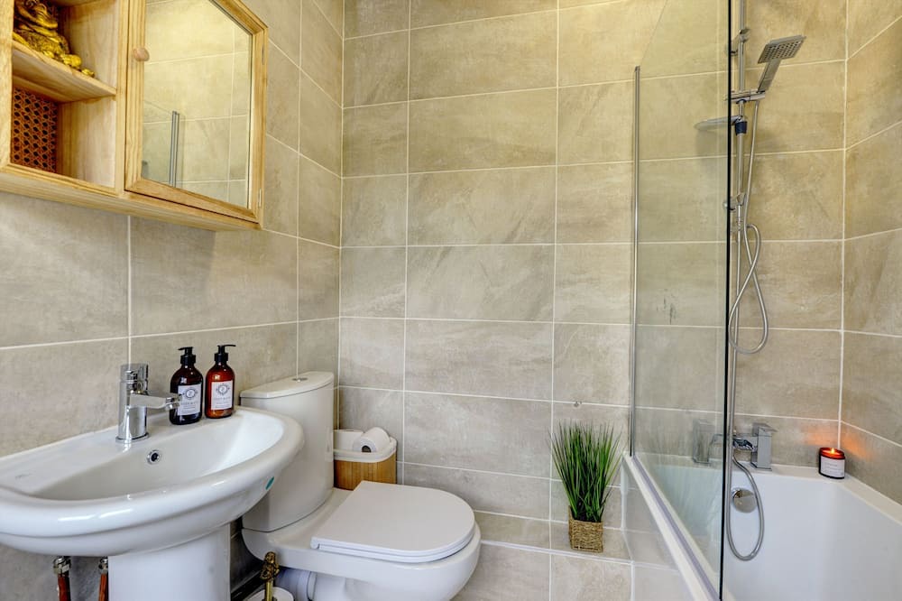 Photo of Bathroom in Boston Spa