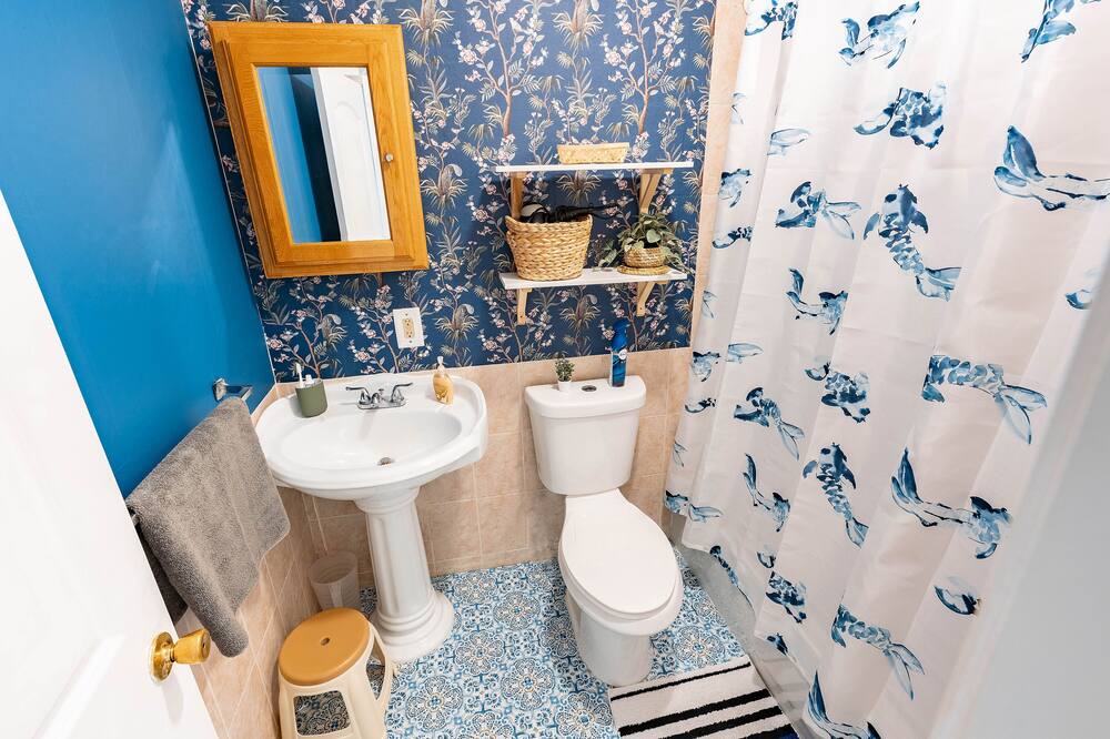 Photo of Bathroom in Crown Heights