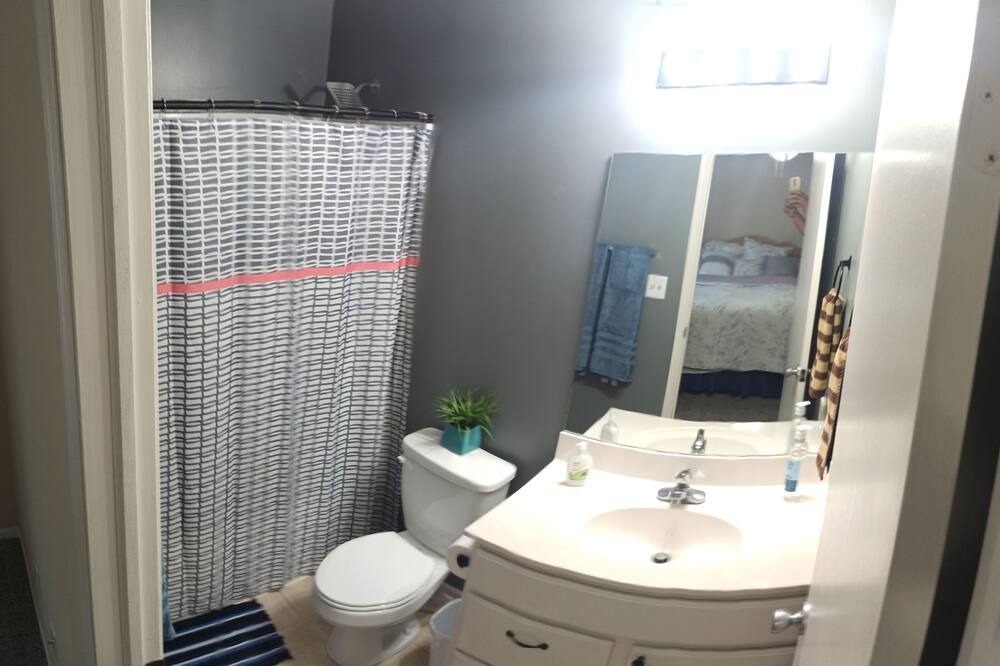 Photo of Bathroom in Goddard