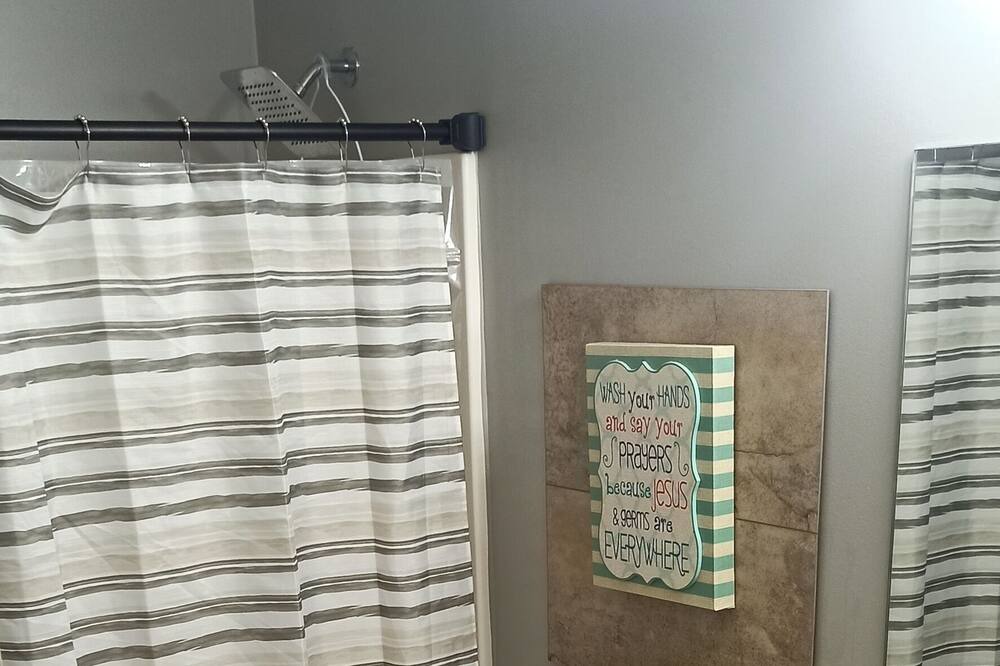 Photo of Bathroom in Goddard