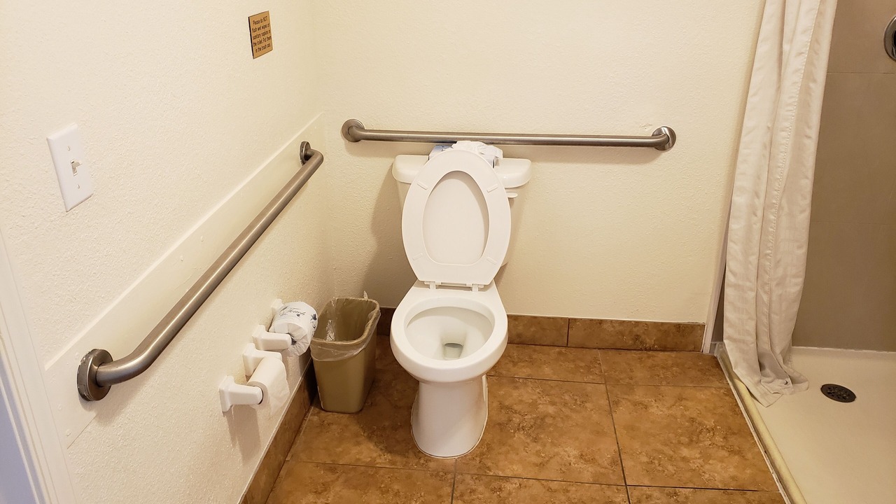 Photo of Bathroom in Ormond Shores