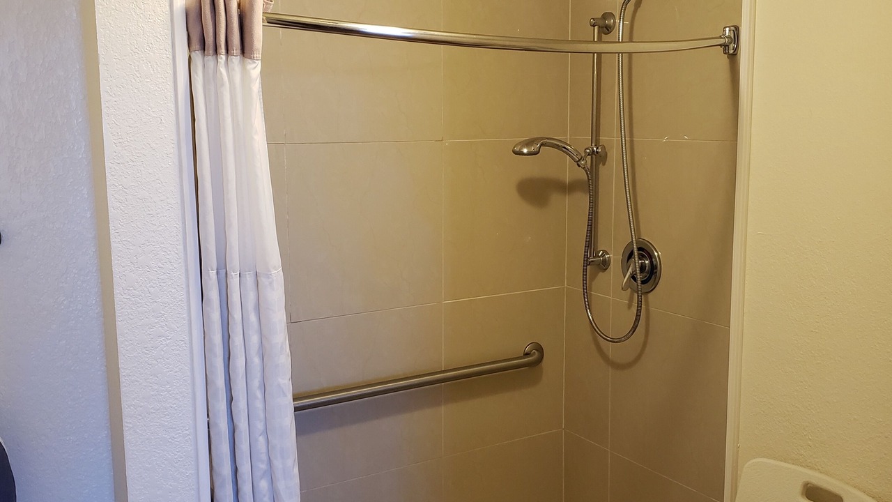 Photo of Bathroom in Ormond Shores