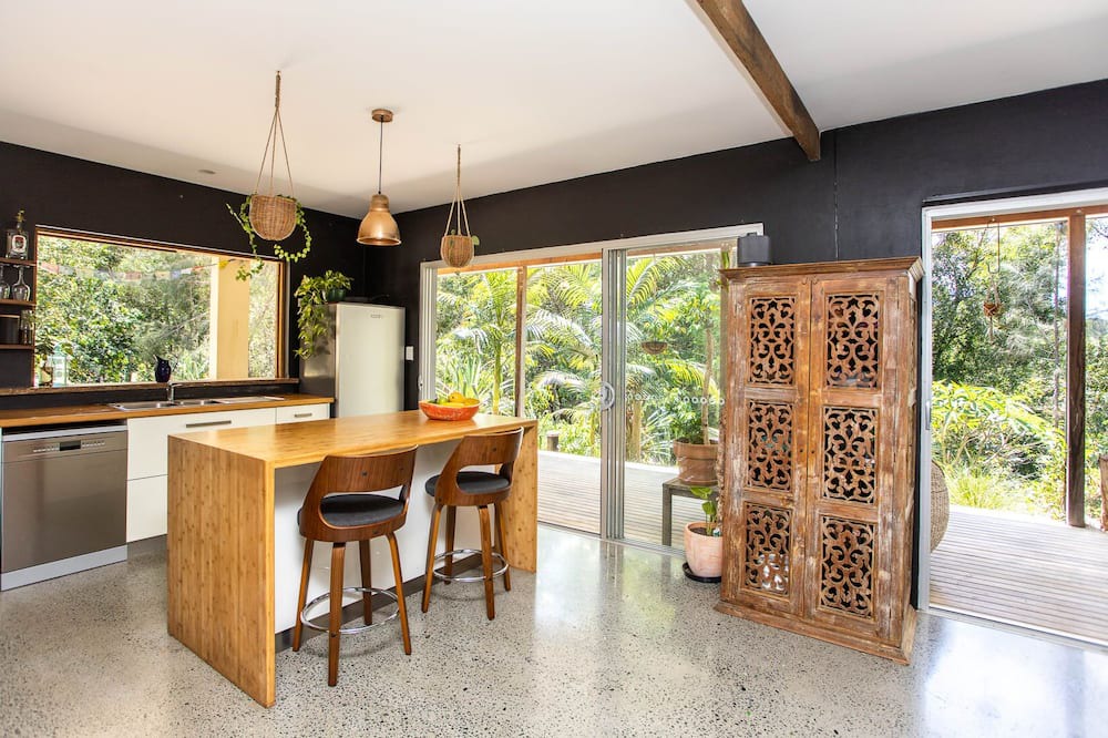 Photo of Others in Wooyung