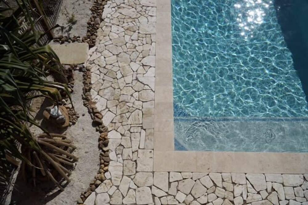 Photo of Others in Wooyung