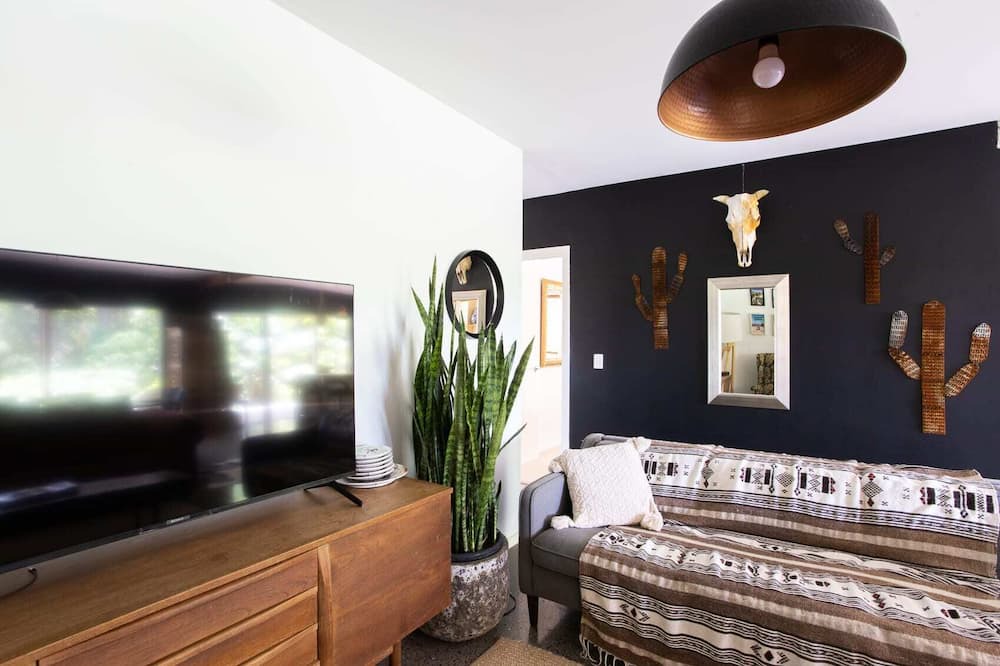 Photo of Others in Wooyung