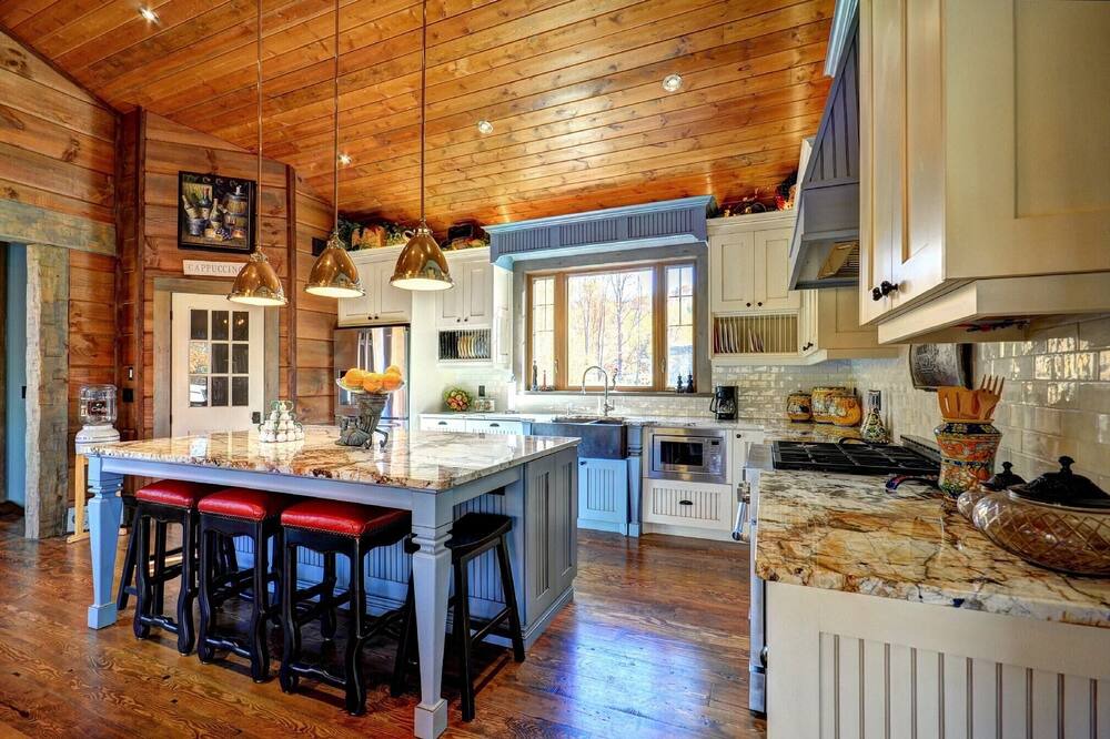 Photo of Kitchen in Eagle Lake