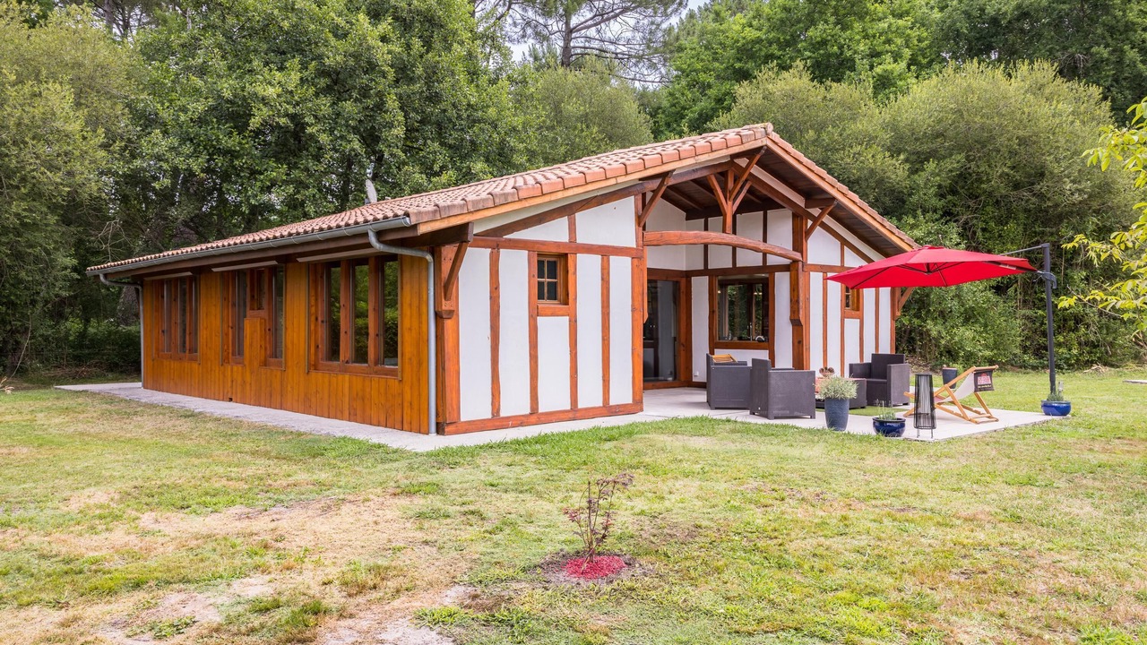 Photo of Outdoor in Gastes