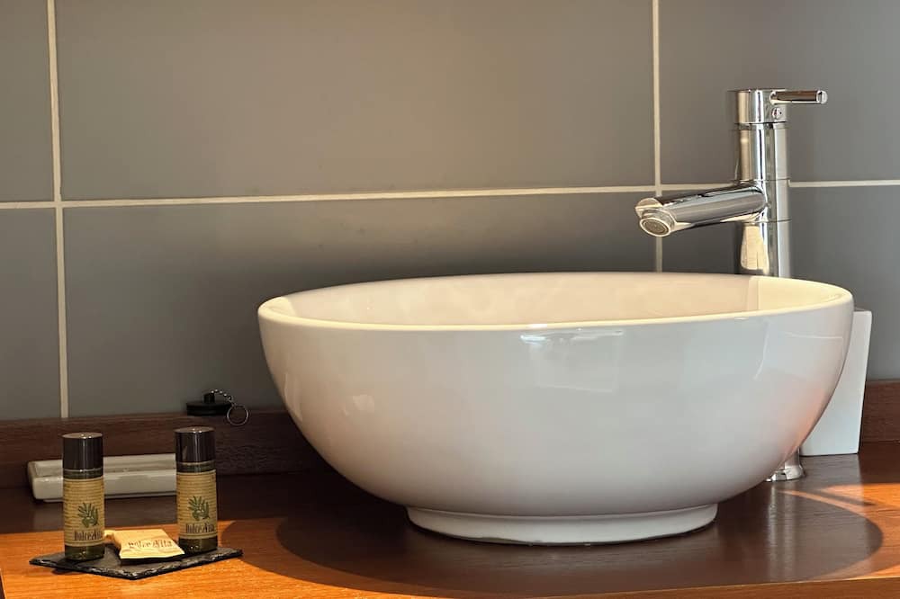 Photo of Bathroom in Montgaillard-Lauragais