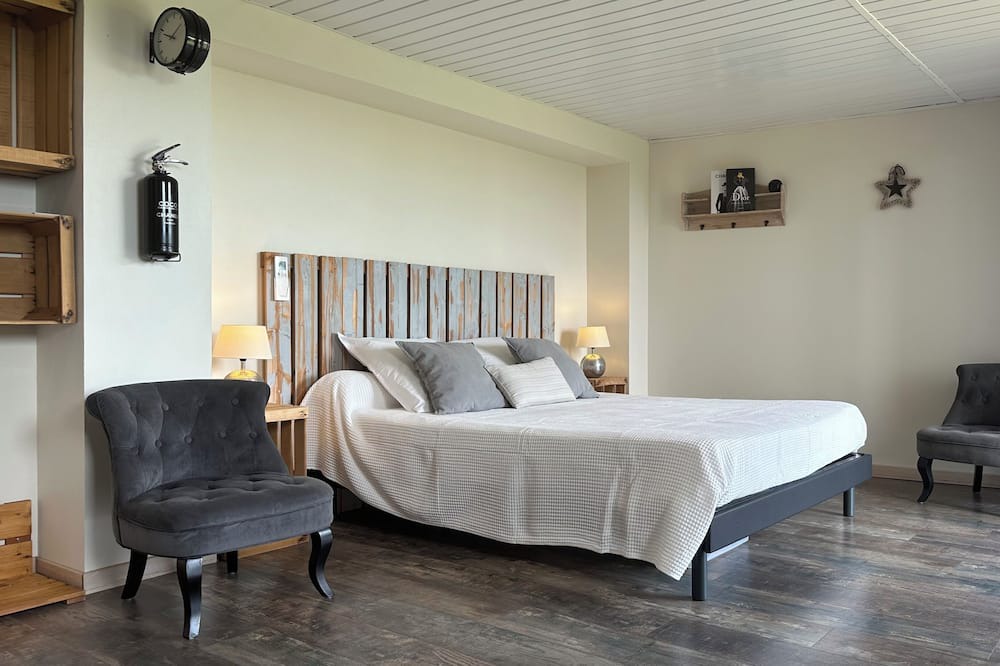 Photo of Bedroom in Montgaillard-Lauragais