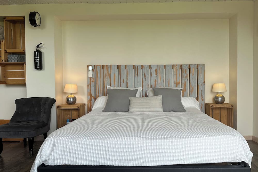 Photo of Bedroom in Montgaillard-Lauragais