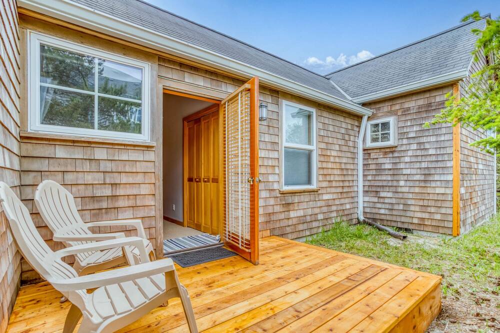Photo of Patio Balcony in Kiwanda Shores