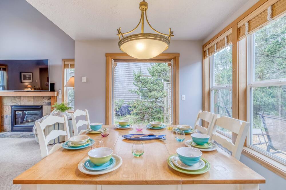 Photo of Kitchen in Kiwanda Shores