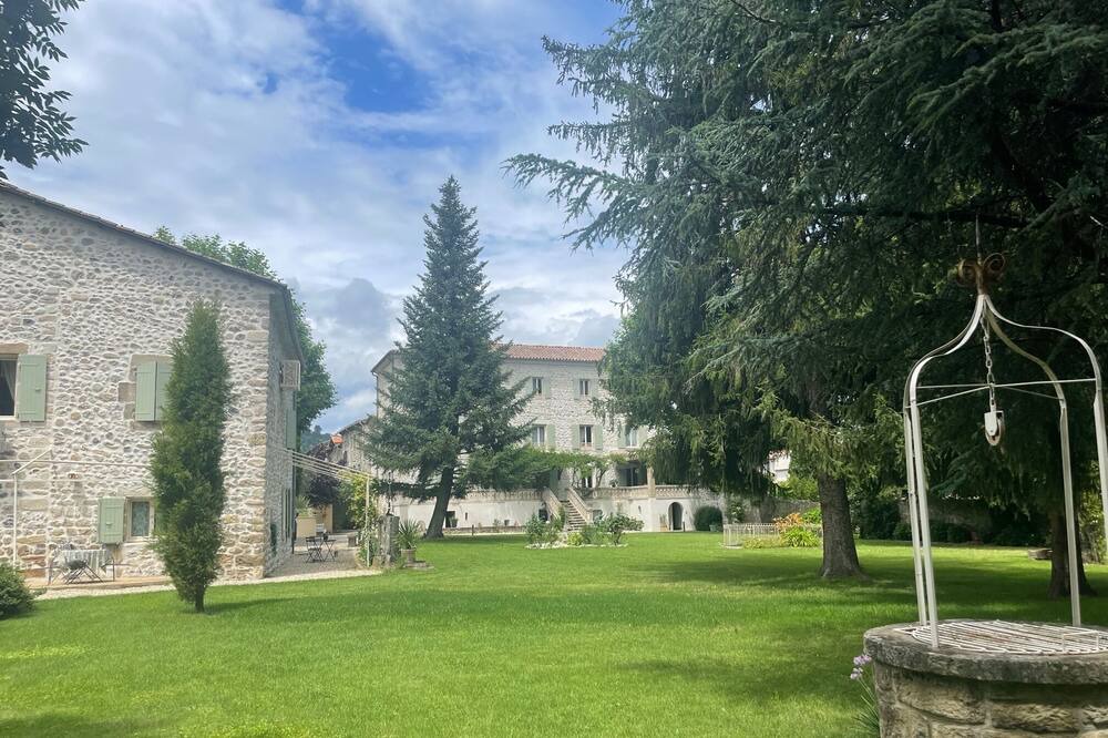 Photo of Outdoor in Aubenas
