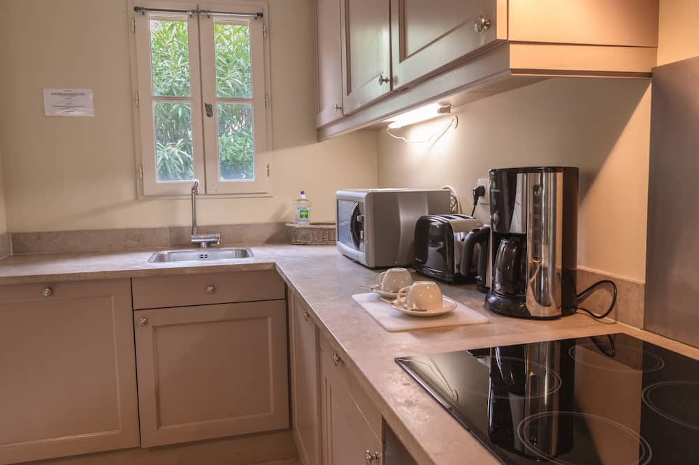 Photo of Kitchen in Saint-Laurent-de-la-Cabrerisse