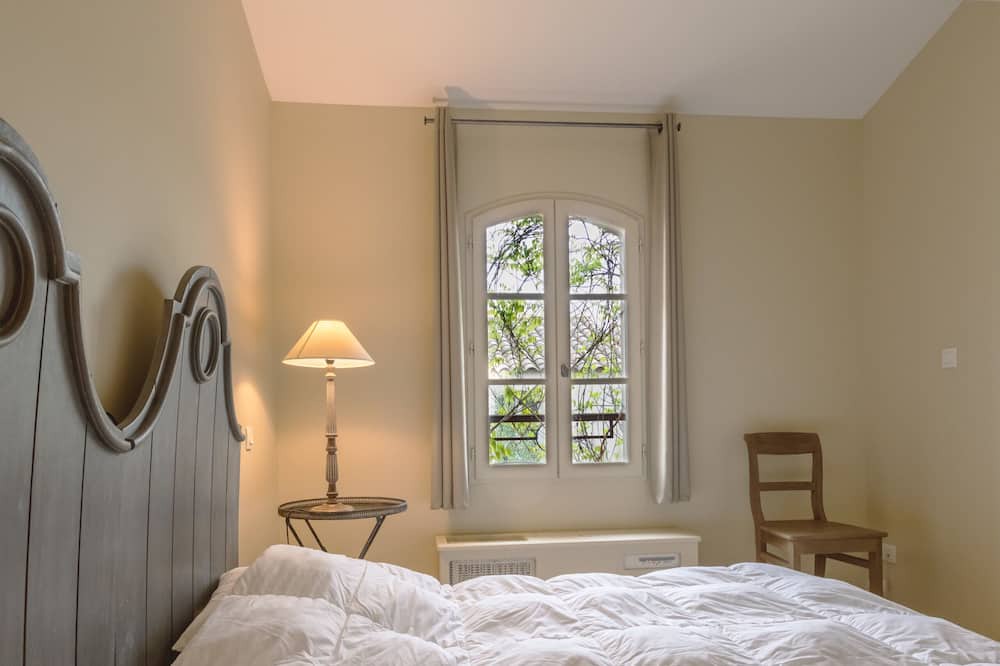 Photo of Bedroom in Saint-Laurent-de-la-Cabrerisse