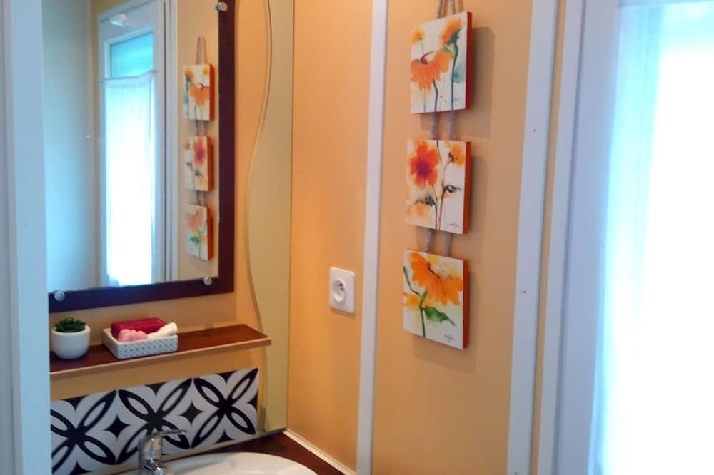 Photo of Bathroom in Montjoie-en-Couserans