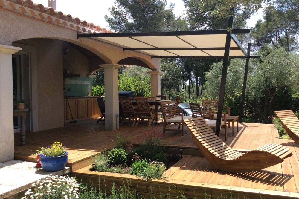 Photo of Outdoor in Saint-Bauzille-de-Montmel