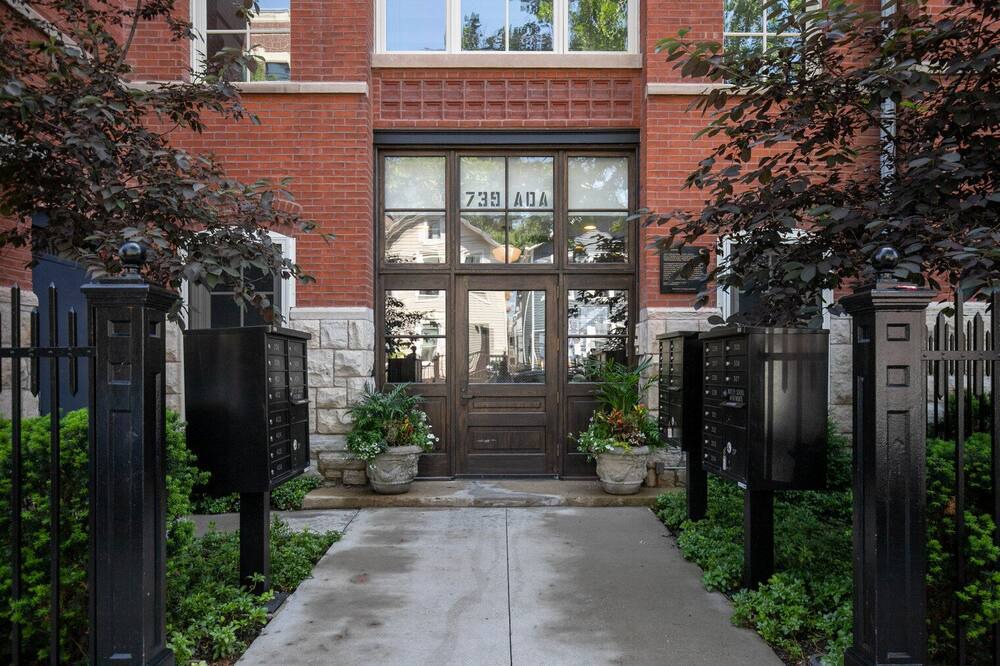 Photo of Outdoor in West Town