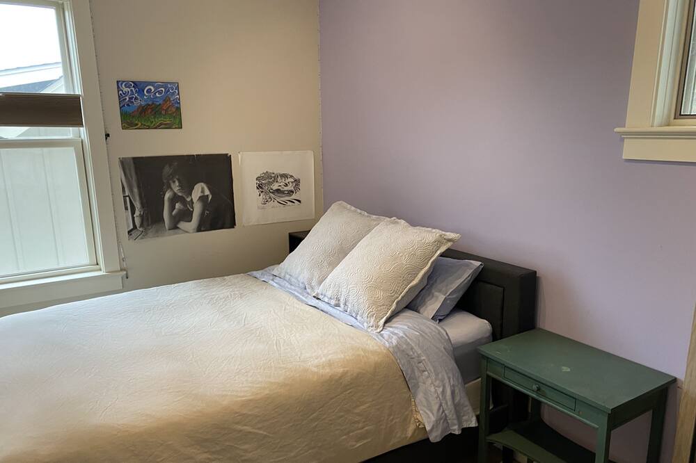 Photo of Bedroom in Lower Arapahoe