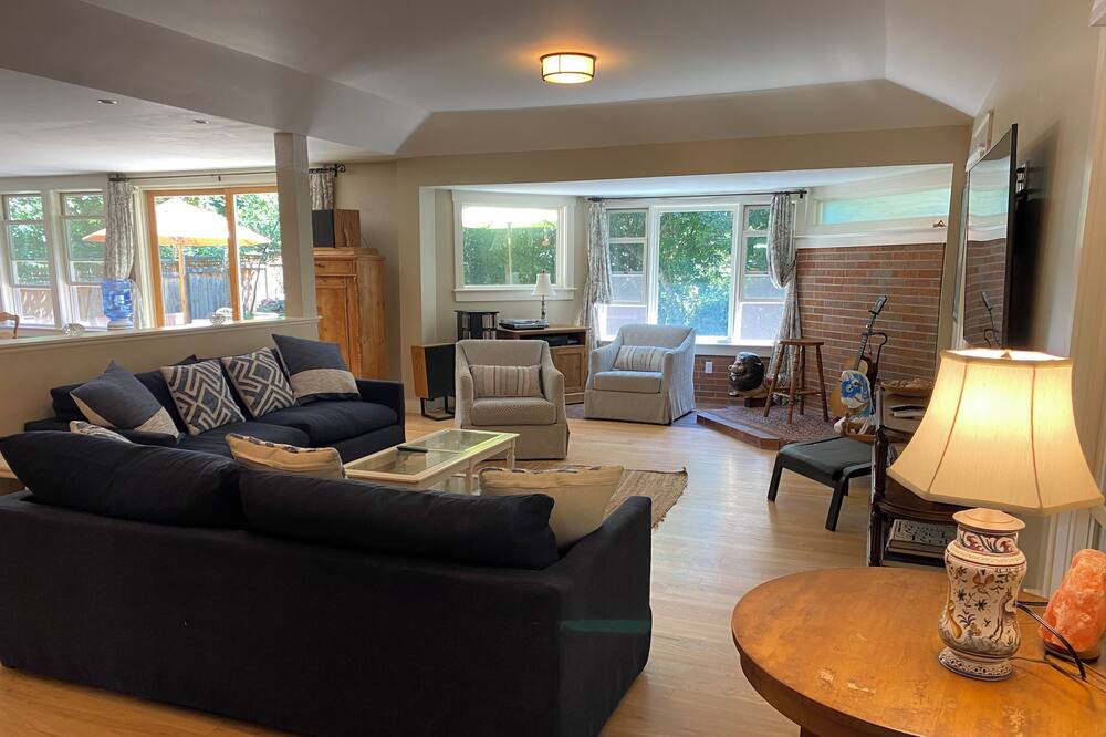 Photo of Livingroom in Lower Arapahoe
