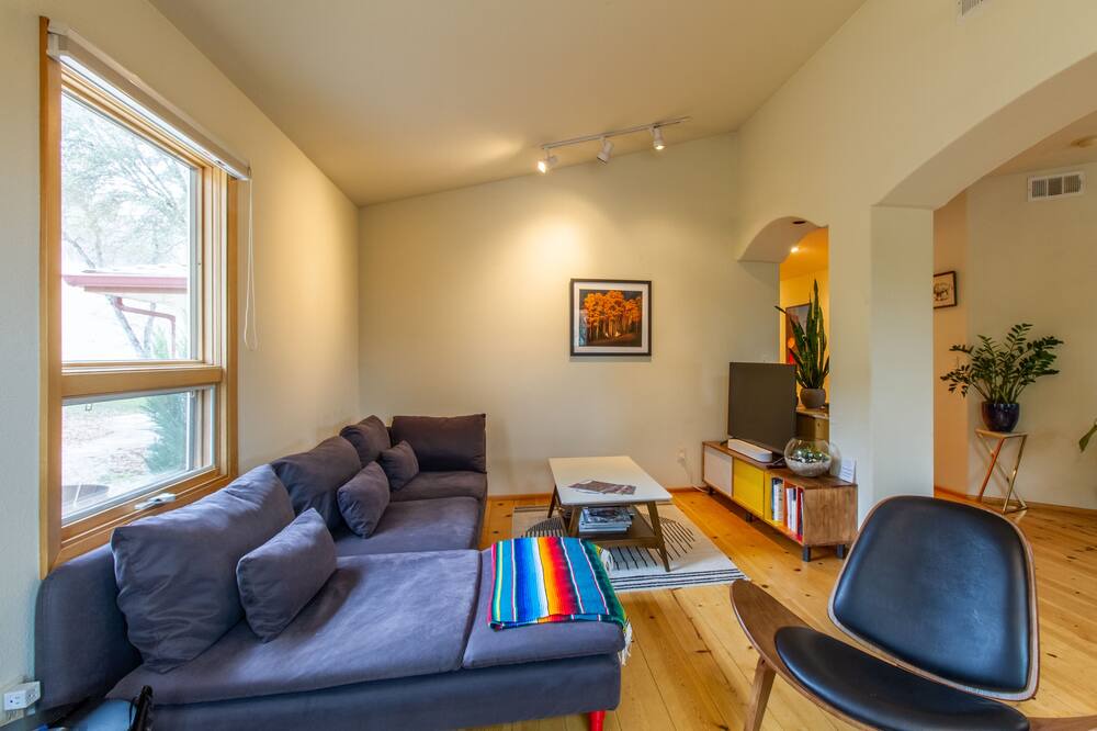 Photo of Livingroom in Mariposa County