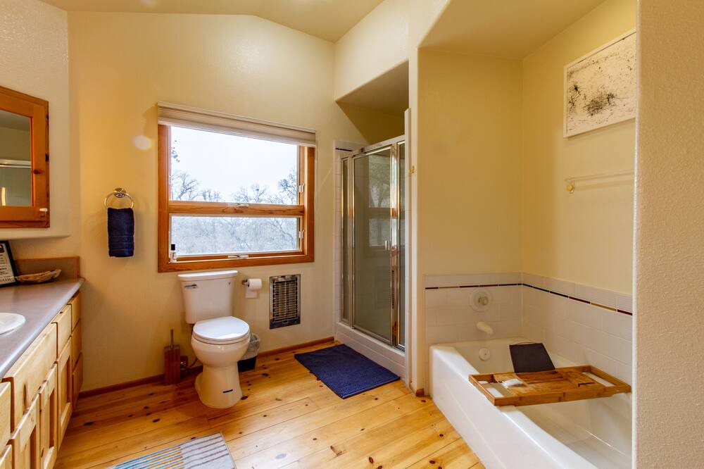 Photo of Bathroom in Mariposa County