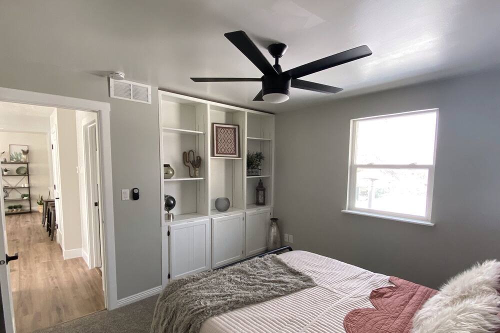 Photo of Bedroom in Ogden
