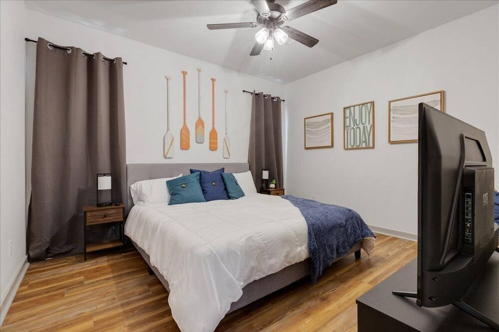 Photo of Bedroom in Royal