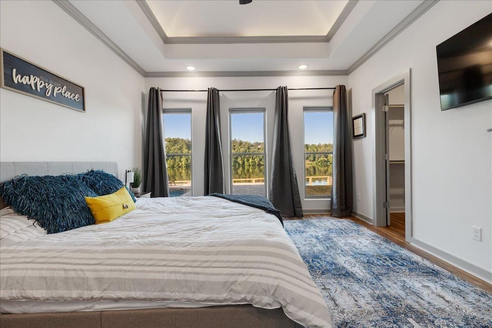 Photo of Bedroom in Royal
