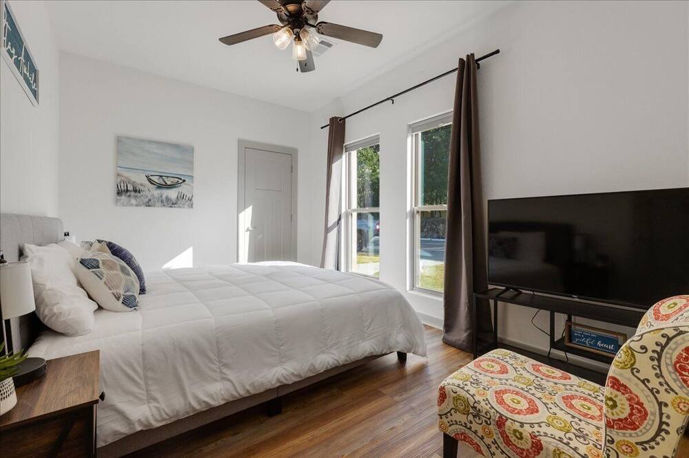 Photo of Bedroom in Royal