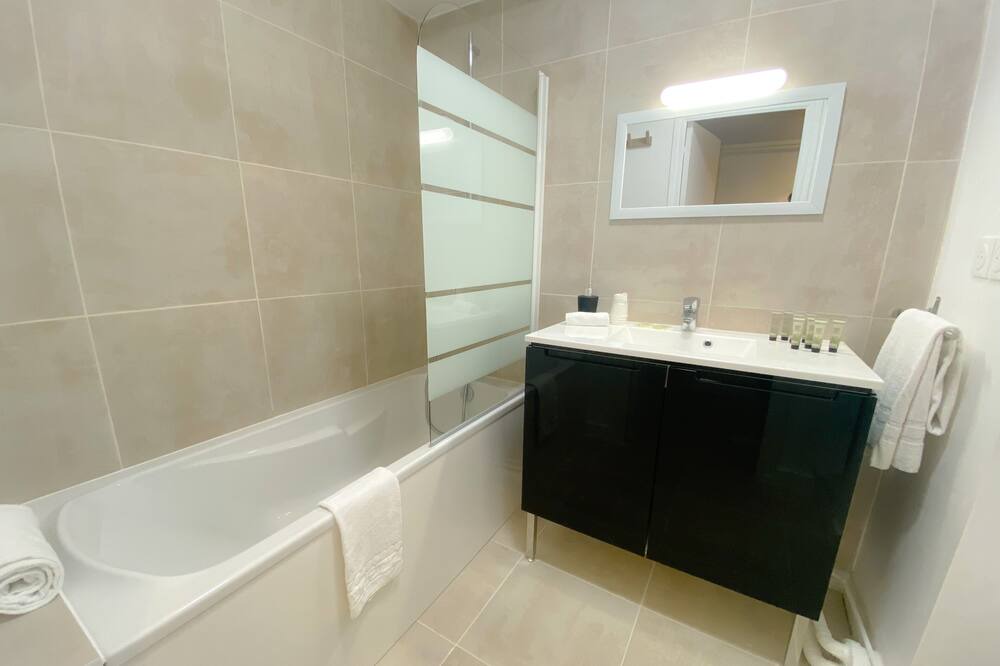 Photo of Bathroom in Port